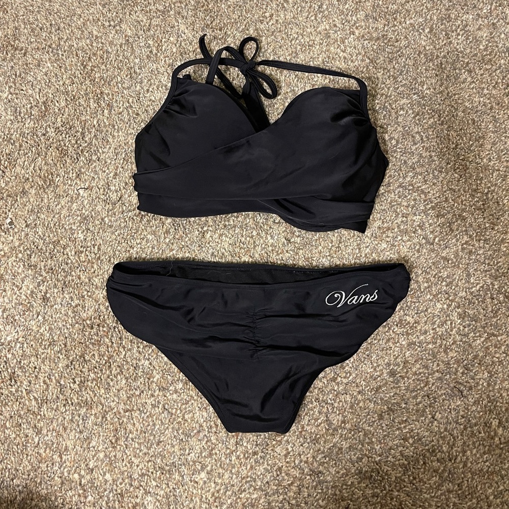 Victoria’s Secret wrap halter bikini